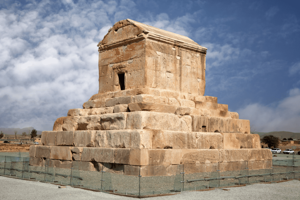 Tomb of Cyrus the Great - Shiraz and Persepolis short tour
