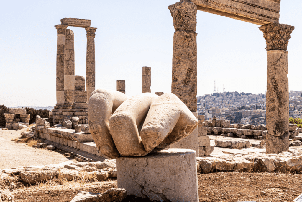 Hand of Hercules - Amman City Stay